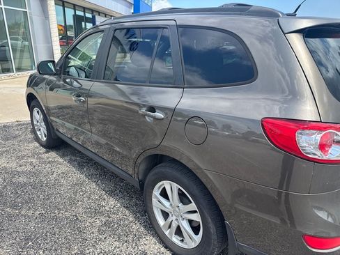 Used 2012 Hyundai Santa Fe SE AWD/4WD image 4