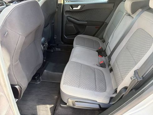 Used 2020 Ford Escape SE FWD image 22