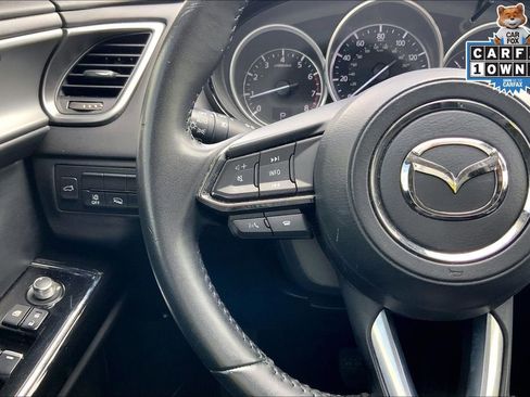 Used 2023 MAZDA CX-9 Touring image 18
