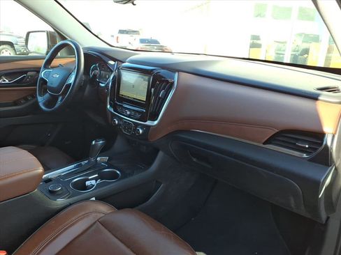 Used 2018 Chevrolet Traverse High Country image 11
