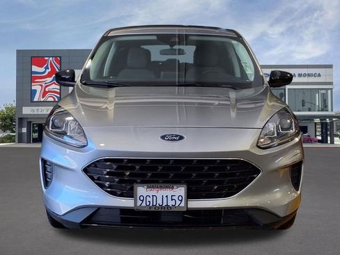 Certified 2022 Ford Escape SE w/ SE Sport Appearance Package FWD image 2
