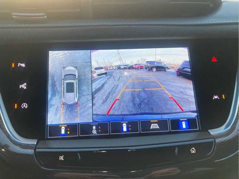 Used 2025 Cadillac XT6 Premium Luxury w/ Platinum Package image 32