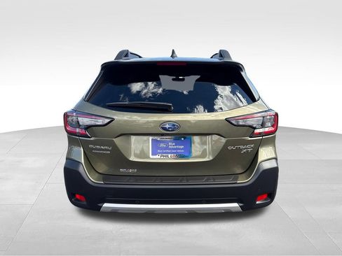 Used 2025 Subaru Outback Limited XT w/ Popular Package #2 AWD/4WD image 8