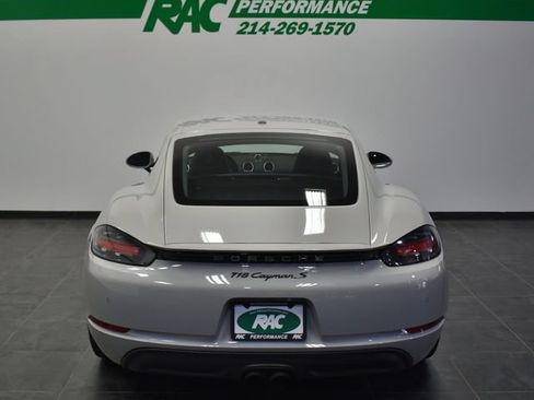 Used 2018 Porsche 718 Cayman S RWD image 4