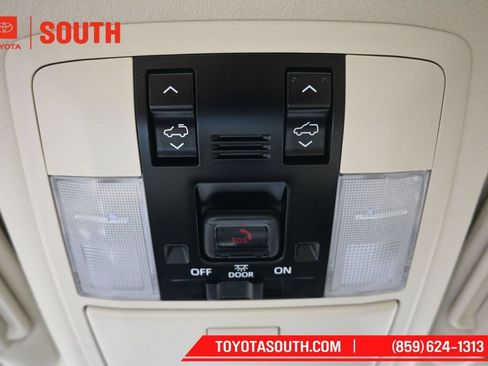 Used 2023 Lexus GX 460 Premium AWD/4WD image 22