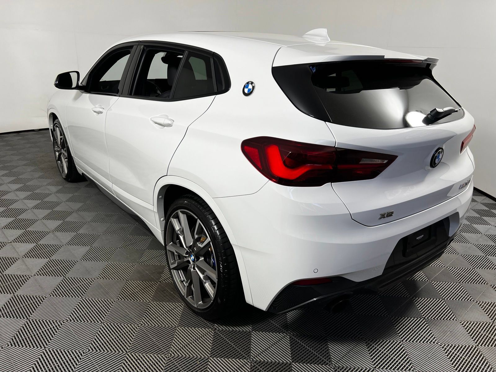 Used 2022 BMW X2 M35i w/ Premium Package AWD/4WD image 7