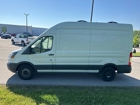 Used 2018 Ford Transit 250 148 High Roof RWD image 7