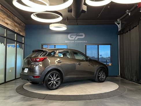 Used 2018 MAZDA CX-3 Touring AWD/4WD image 3