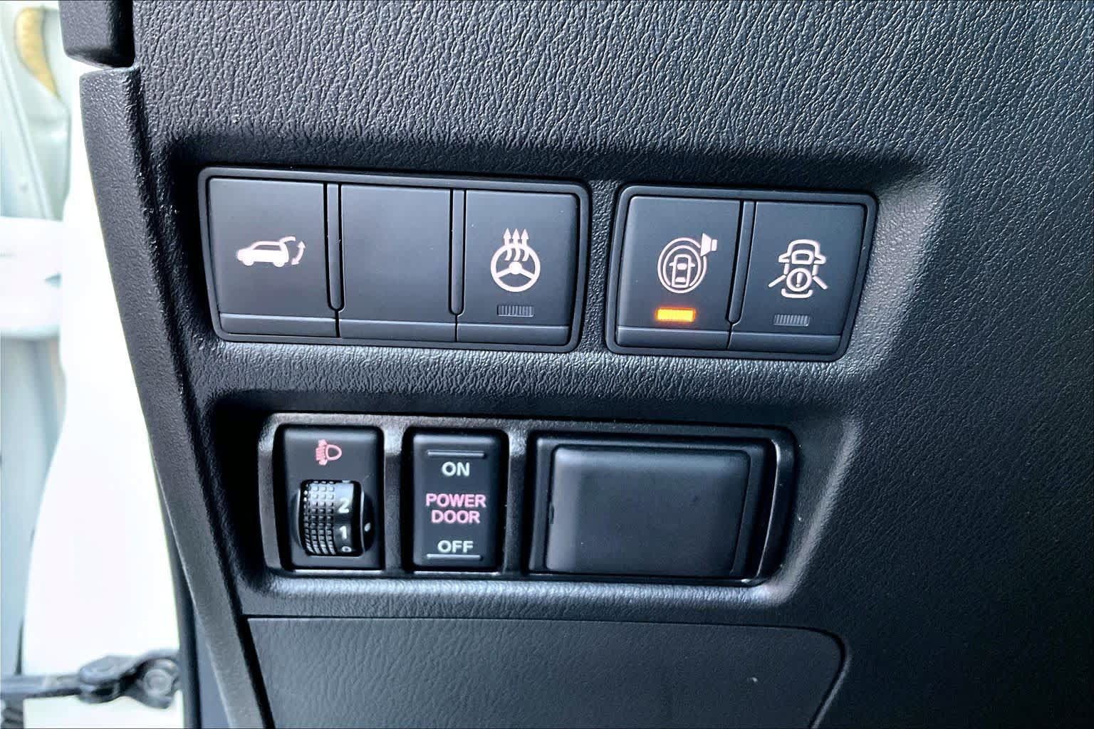 Used 2019 Nissan Armada Platinum w/ Captain's Chairs Package AWD/4WD image 29