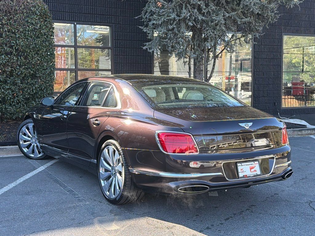 Used 2021 Bentley Flying Spur W12 AWD/4WD image 19
