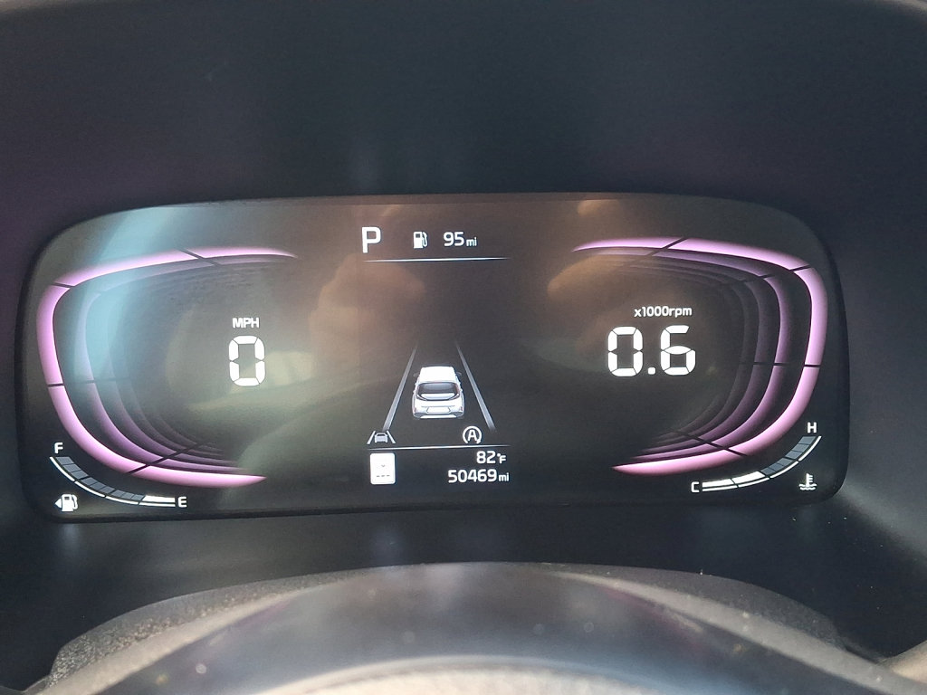 Used 2024 Kia Soul LX w/ LX Technology Package FWD image 27