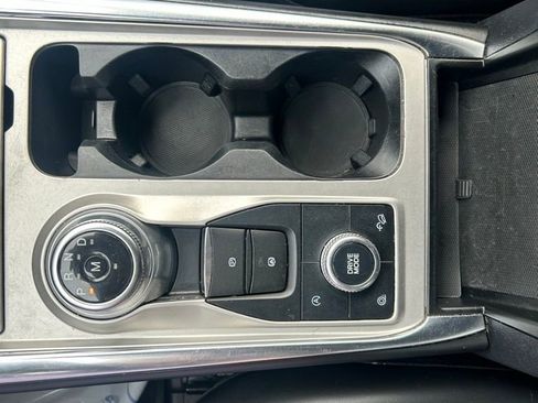 Certified 2021 Ford Explorer XLT w/ Equipment Group 202A image 31