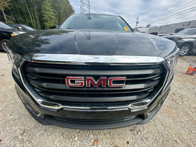 Used 2024 GMC Terrain SLE FWD image 36