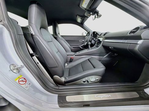 Used 2024 Porsche 718 Cayman w/ Premium Package RWD image 26