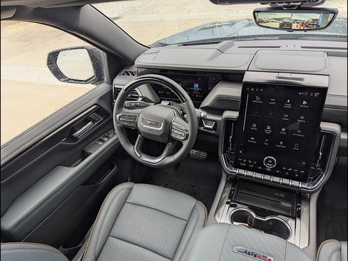 New 2026 GMC Yukon AT4 w/ AT4 Premium Plus Package AWD/4WD image 21