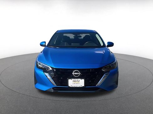 Used 2025 Nissan Sentra SV FWD image 4