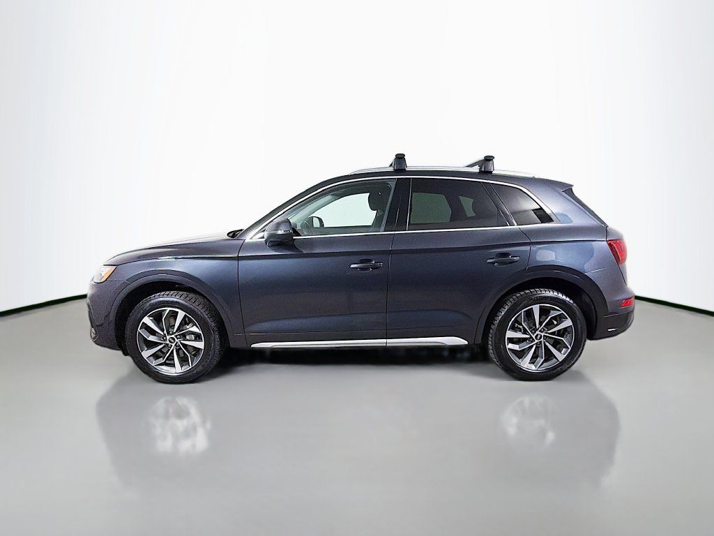 Used 2021 Audi Q5 2.0T Premium Plus w/ Premium Plus Package AWD/4WD image 9
