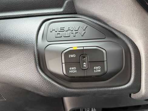 New 2026 RAM 2500 Tradesman AWD/4WD image 19