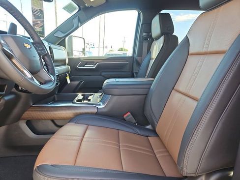 New 2026 Chevrolet Silverado 3500 High Country w/ Technology Package image 15