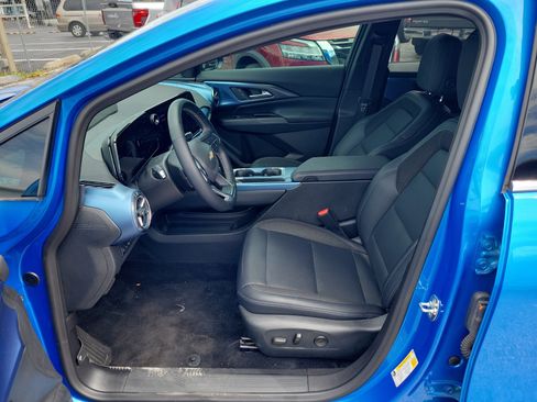 Used 2024 Chevrolet Equinox EV LT FWD image 13