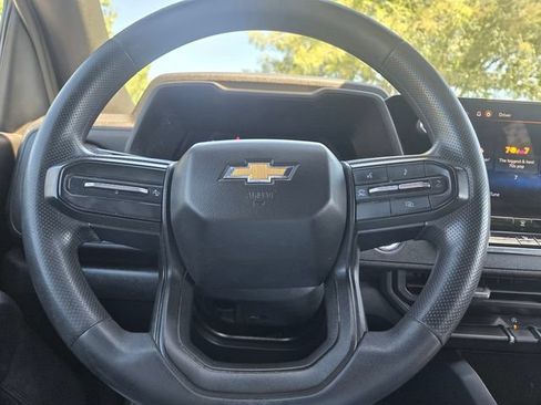 Used 2023 Chevrolet Colorado W/T RWD image 22