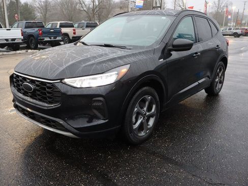 Used 2023 Ford Escape ST-Line image 32