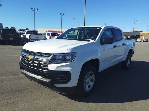 Certified 2022 Chevrolet Colorado W/T image 1