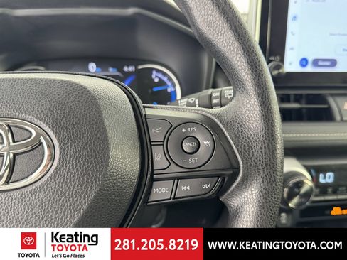 Certified 2025 Toyota RAV4 XLE AWD/4WD image 29
