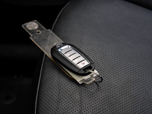 Used 2023 INFINITI QX50 Sensory image 62