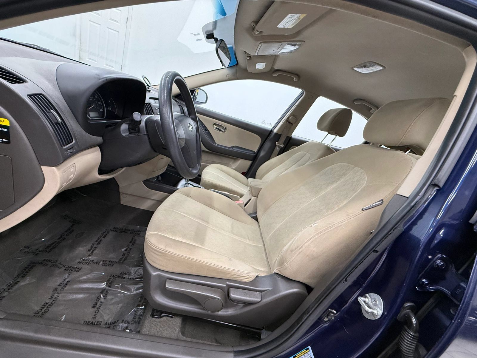 Used 2010 Hyundai Elantra GLS FWD image 15