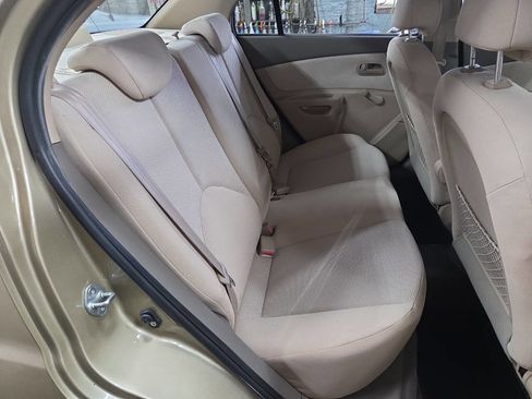 Used 2009 Kia Rio LX image 7