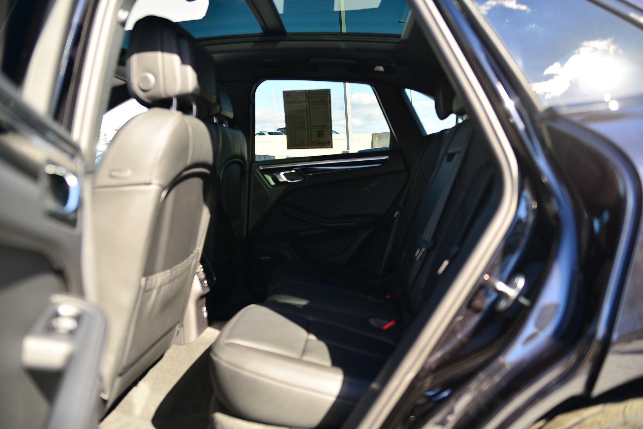 Certified 2026 Porsche Macan S AWD/4WD image 14