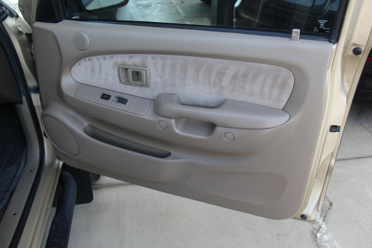 Used 2003 Toyota Tacoma PreRunner RWD image 23