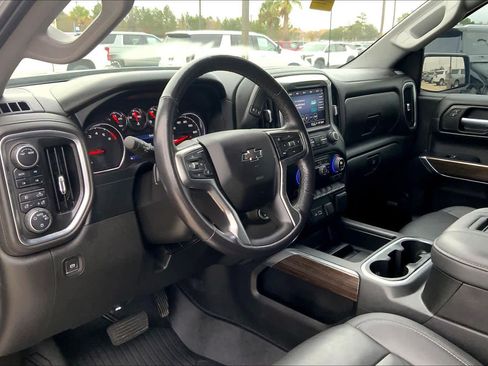 Certified 2022 Chevrolet Silverado 1500 LT Trail Boss w/ Convenience Package II image 16