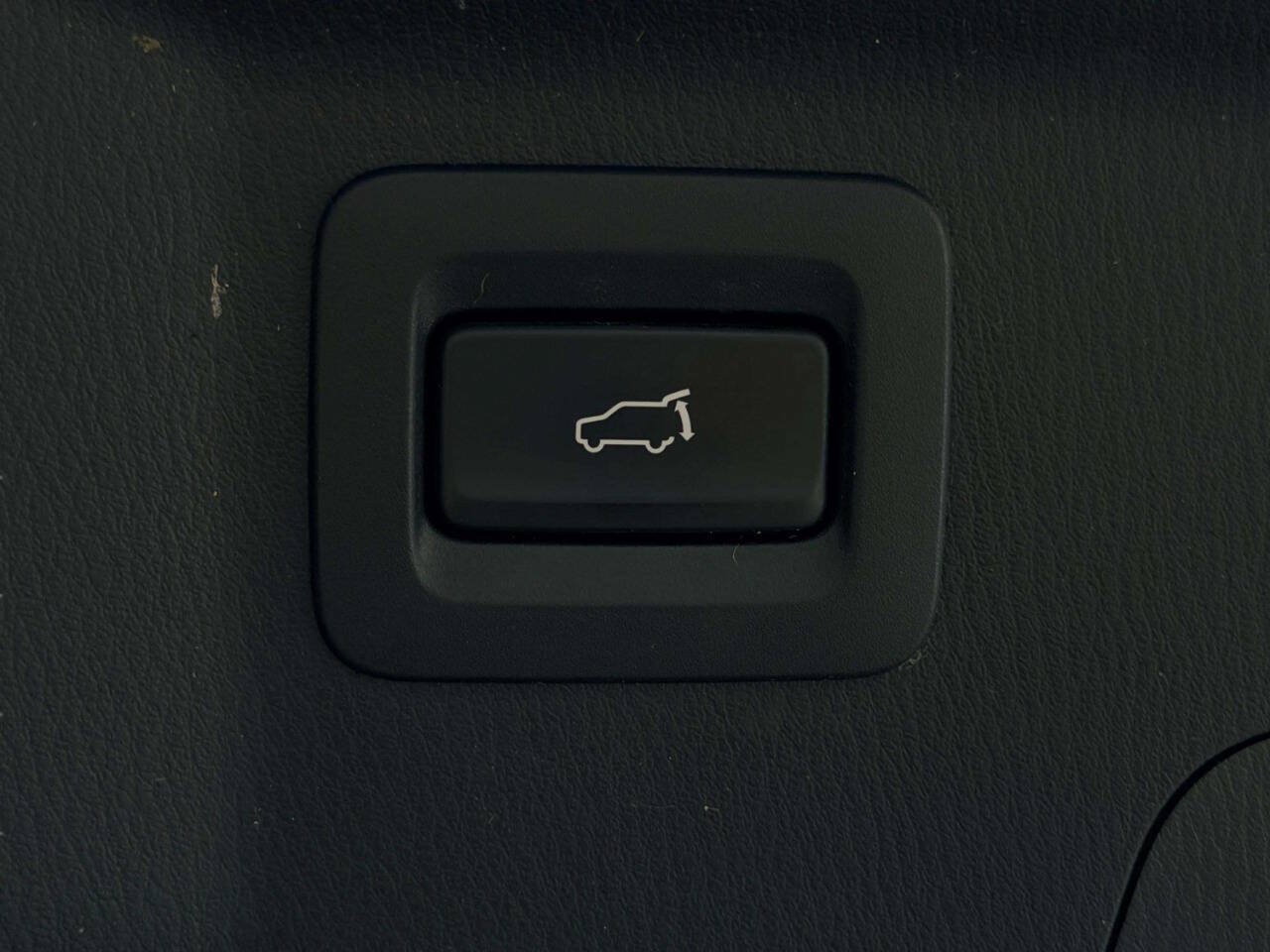 Used 2018 MAZDA CX-9 Touring FWD image 7