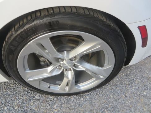 Used 2021 Chevrolet Camaro LT image 21