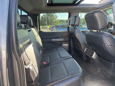 Used 2023 Ford F250 Lariat w/ Lariat Ultimate Package AWD/4WD image 11