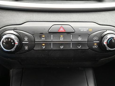 Used 2019 Kia Sorento L FWD image 20