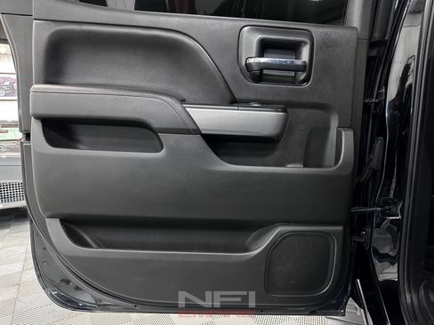 Used 2017 Chevrolet Silverado 1500 LT w/ All Star Edition AWD/4WD image 39