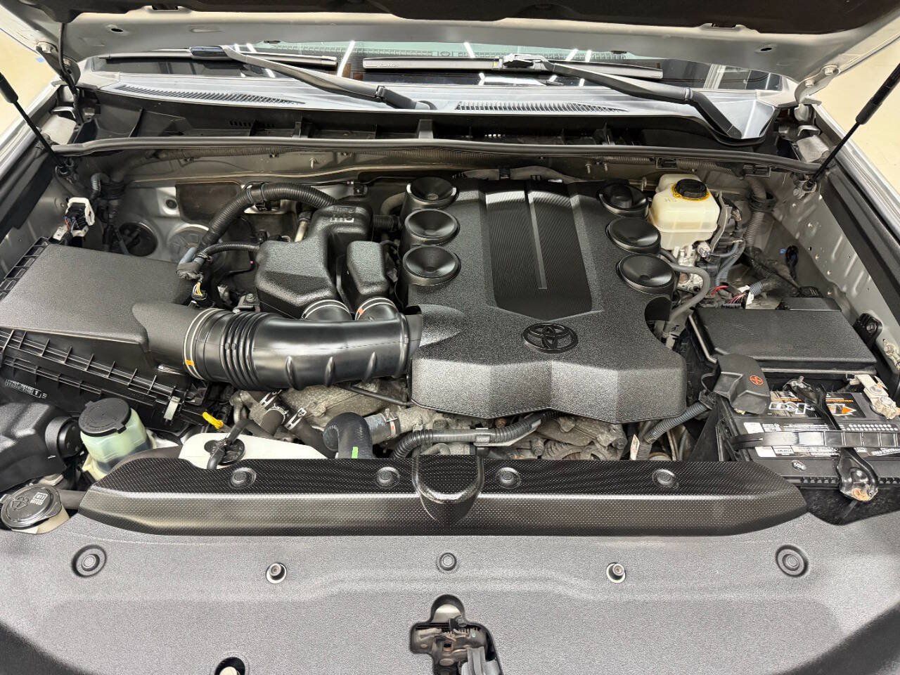 Used 2016 Toyota 4Runner Trail Premium AWD/4WD image 7