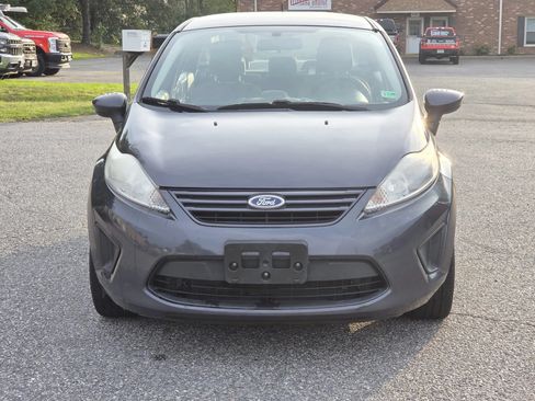 Used 2012 Ford Fiesta S FWD image 2