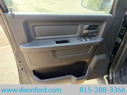 Used 2018 RAM 1500 Express AWD/4WD image 21
