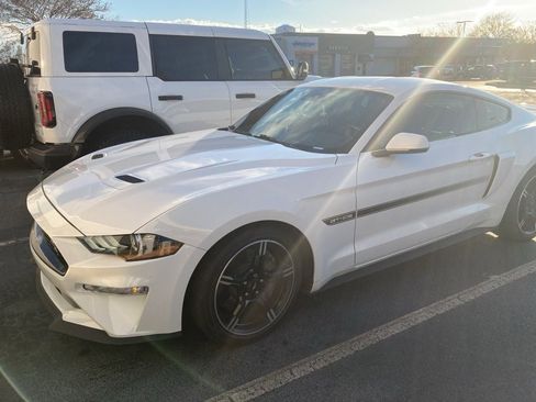 Used 2021 Ford Mustang GT Premium w/ Equipment Group 401A image 2