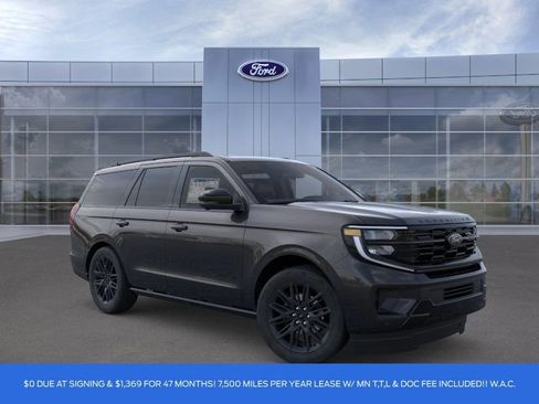 New 2026 Ford Expedition Platinum w/ Stealth Appearance Package AWD/4WD image 7