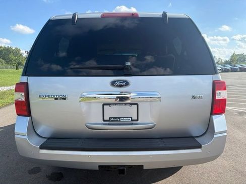 Used 2011 Ford Expedition XLT AWD/4WD image 8