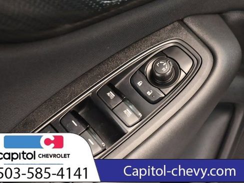 Used 2022 Subaru Outback AWD/4WD image 11