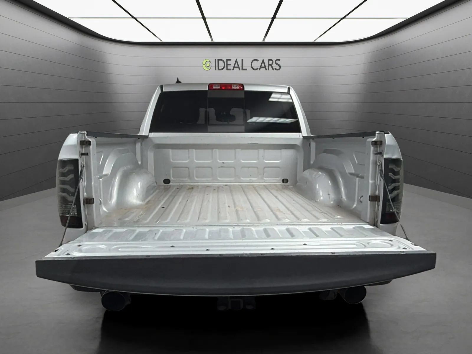 Used 2018 RAM 1500 Rebel w/ Ram 1500 Black Rebel Group AWD/4WD image 9