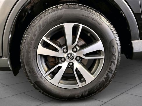 Used 2017 Toyota RAV4 XLE image 10