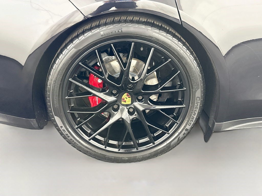 Used 2023 Porsche Panamera 4S w/ Premium Package AWD/4WD image 32