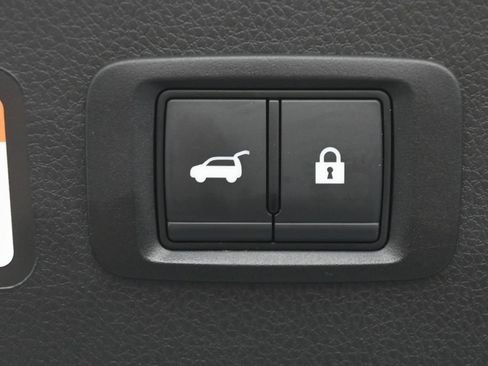 Used 2025 Mitsubishi Eclipse Cross SE AWD/4WD image 32
